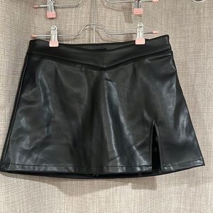 Tiger mist faux leather skirt